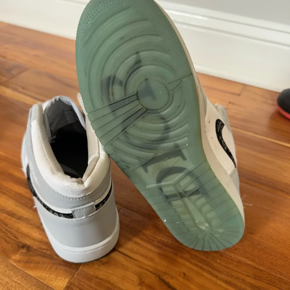 Sneaker Bundle - Picture 6 of 7